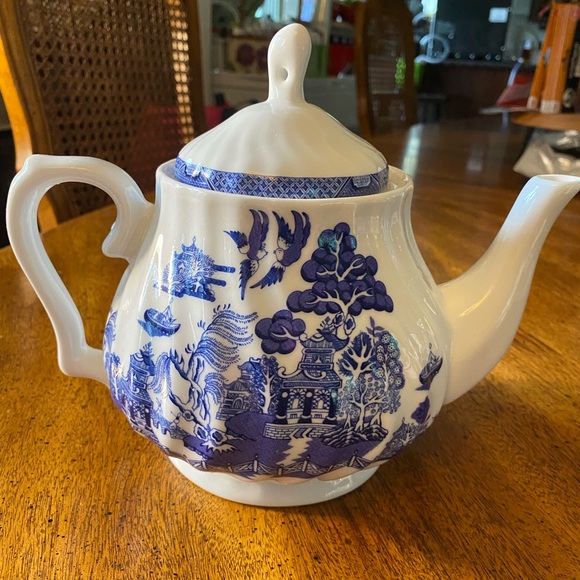 1 Cuthbertson 20 oz Blue Willow Tea Pot - Picture 13 of 13